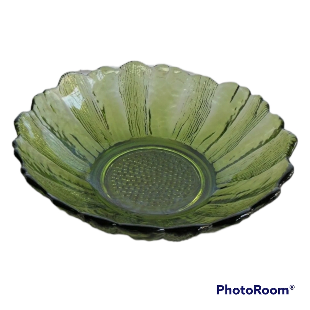 Anchor Hocking Glass Green Country Garden 6 1/2" Bowl